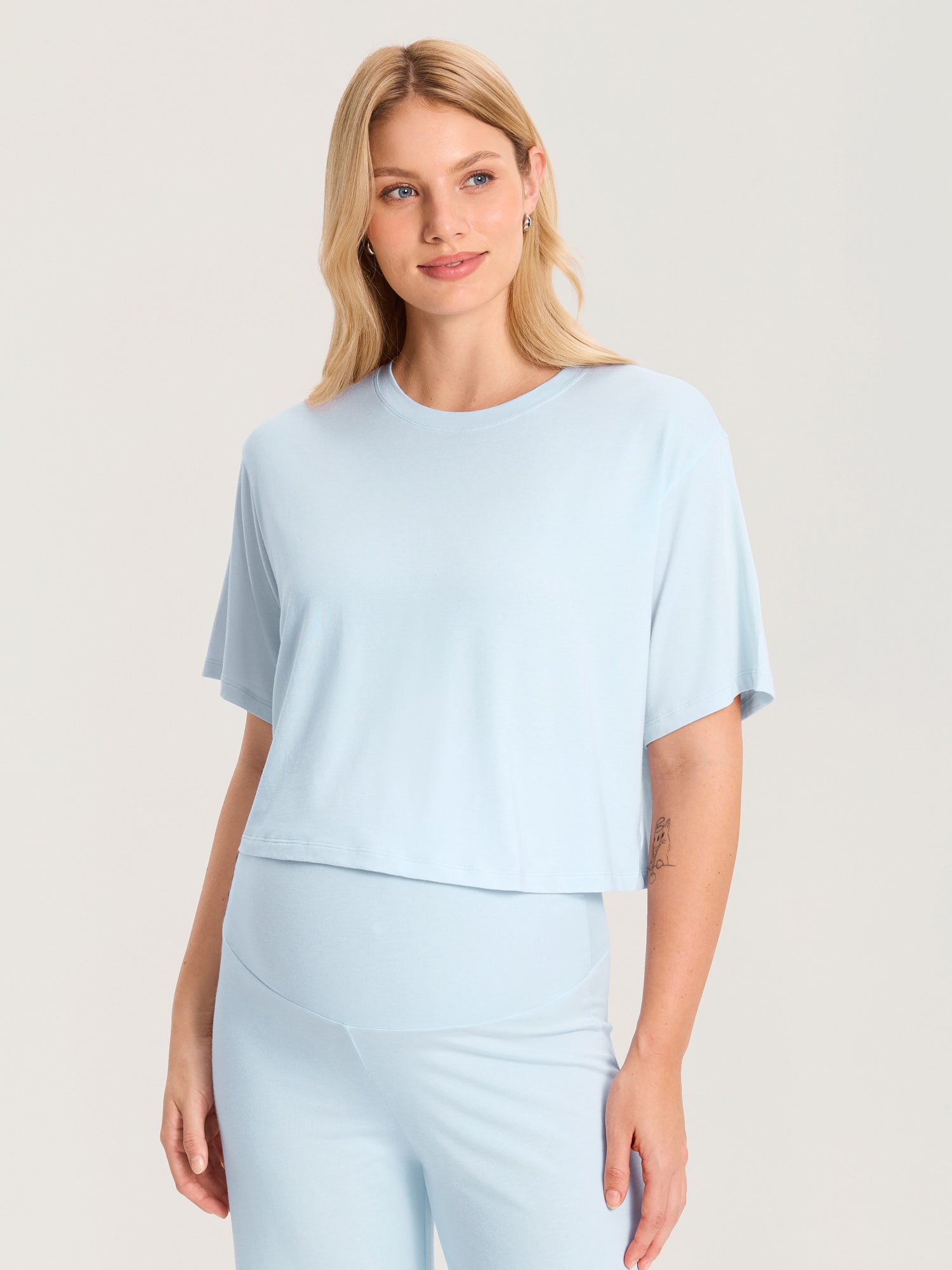 Modal Cotton Short Sleeve Loose Crop Tee