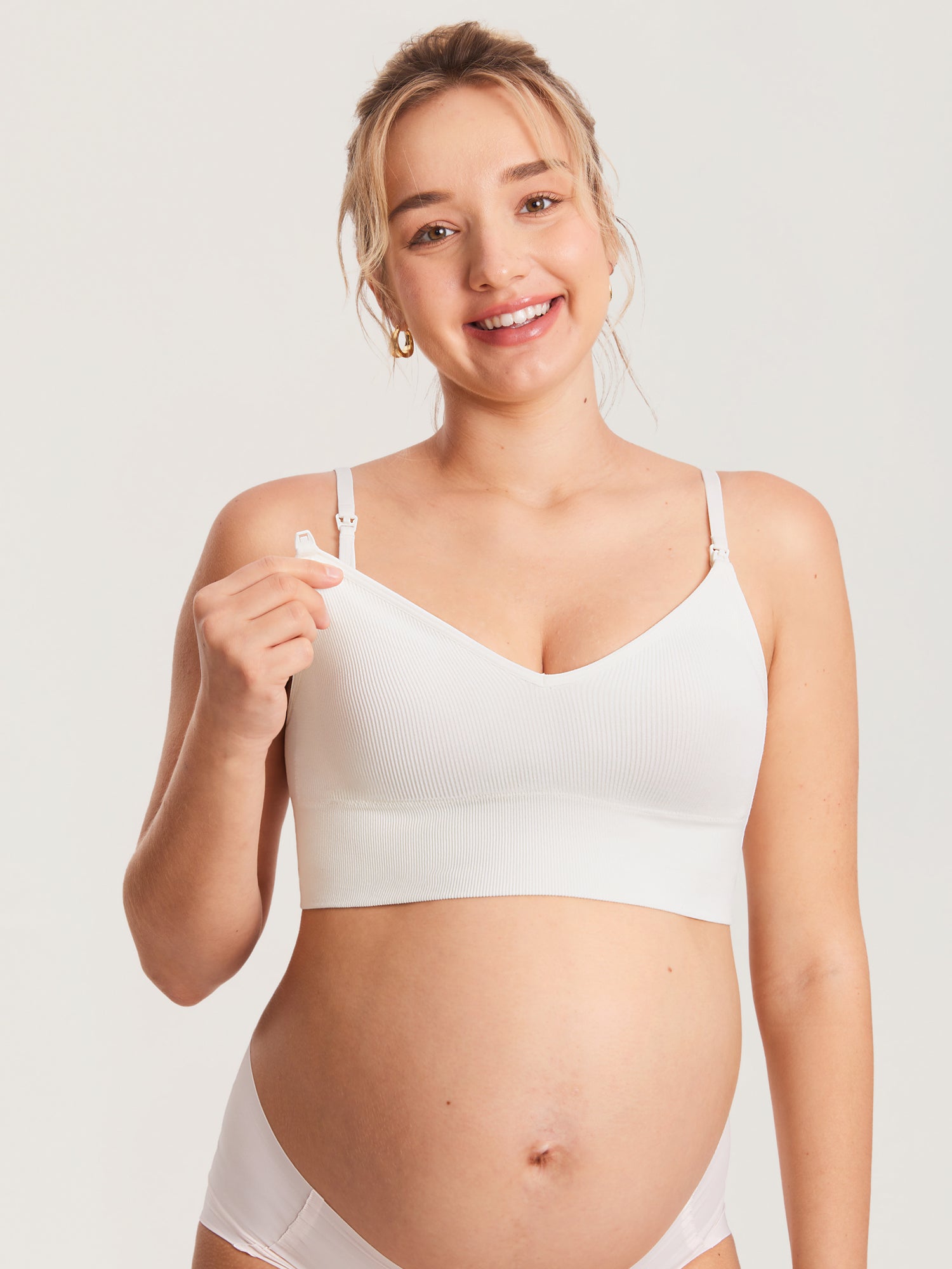 MOMANDA Women's Ribbed V Neck Nursing Bralette Iceland White