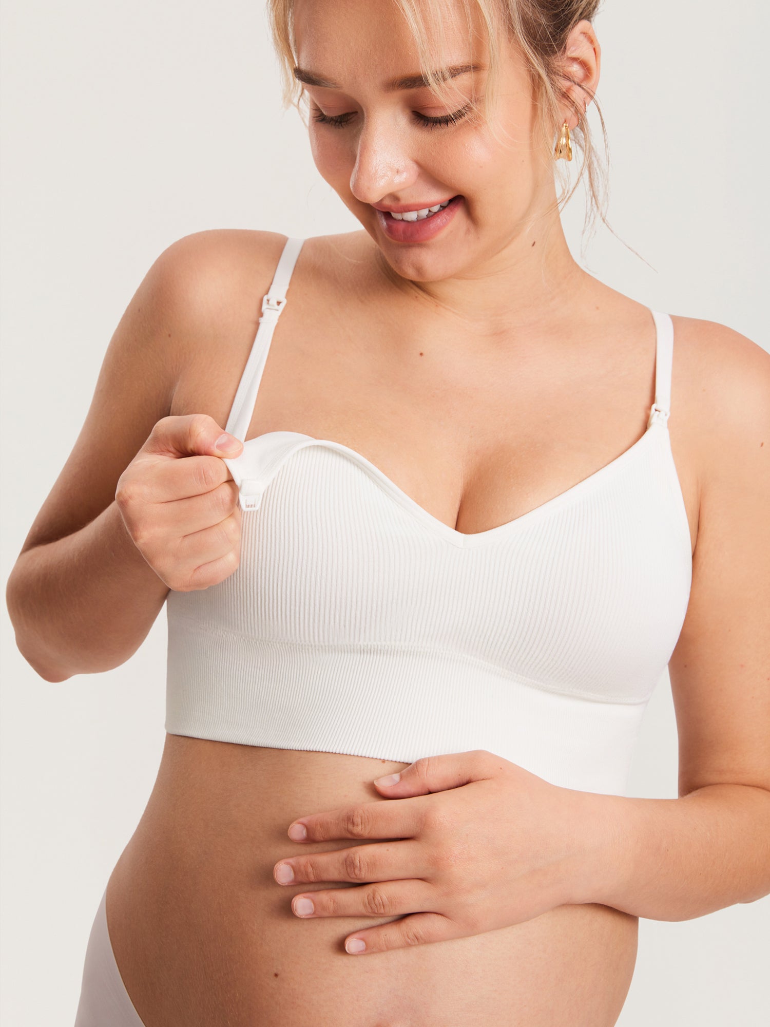 MOMANDA Women's Ribbed V Neck Nursing Bralette Iceland White
