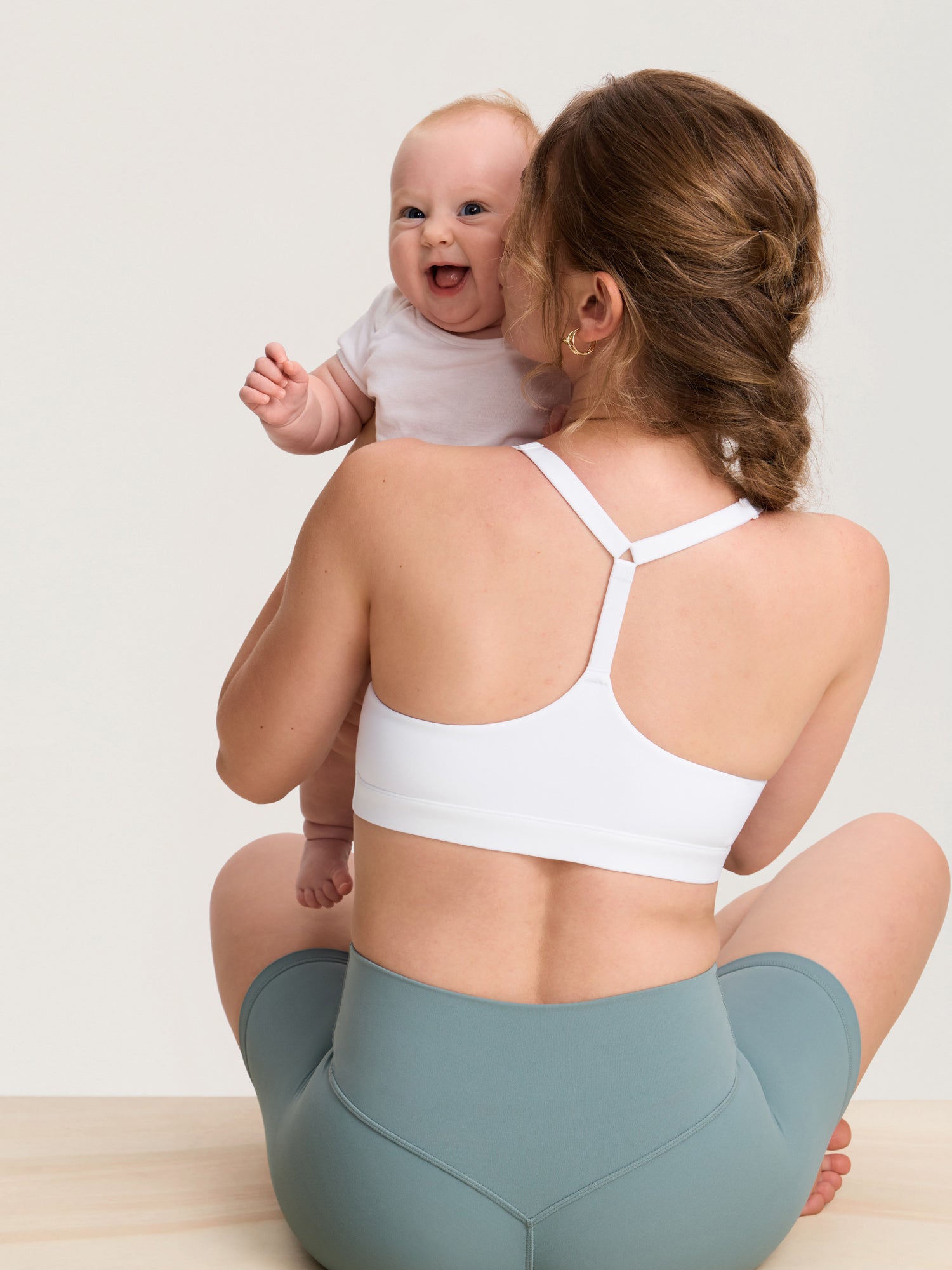 MOMANDA Women's Natrelax® Adjustable Y-back Nursing Bra White