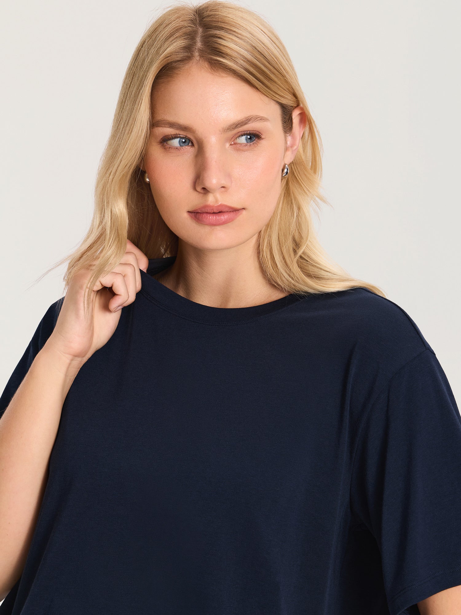 Modal Cotton Short Sleeve Loose Crop Tee